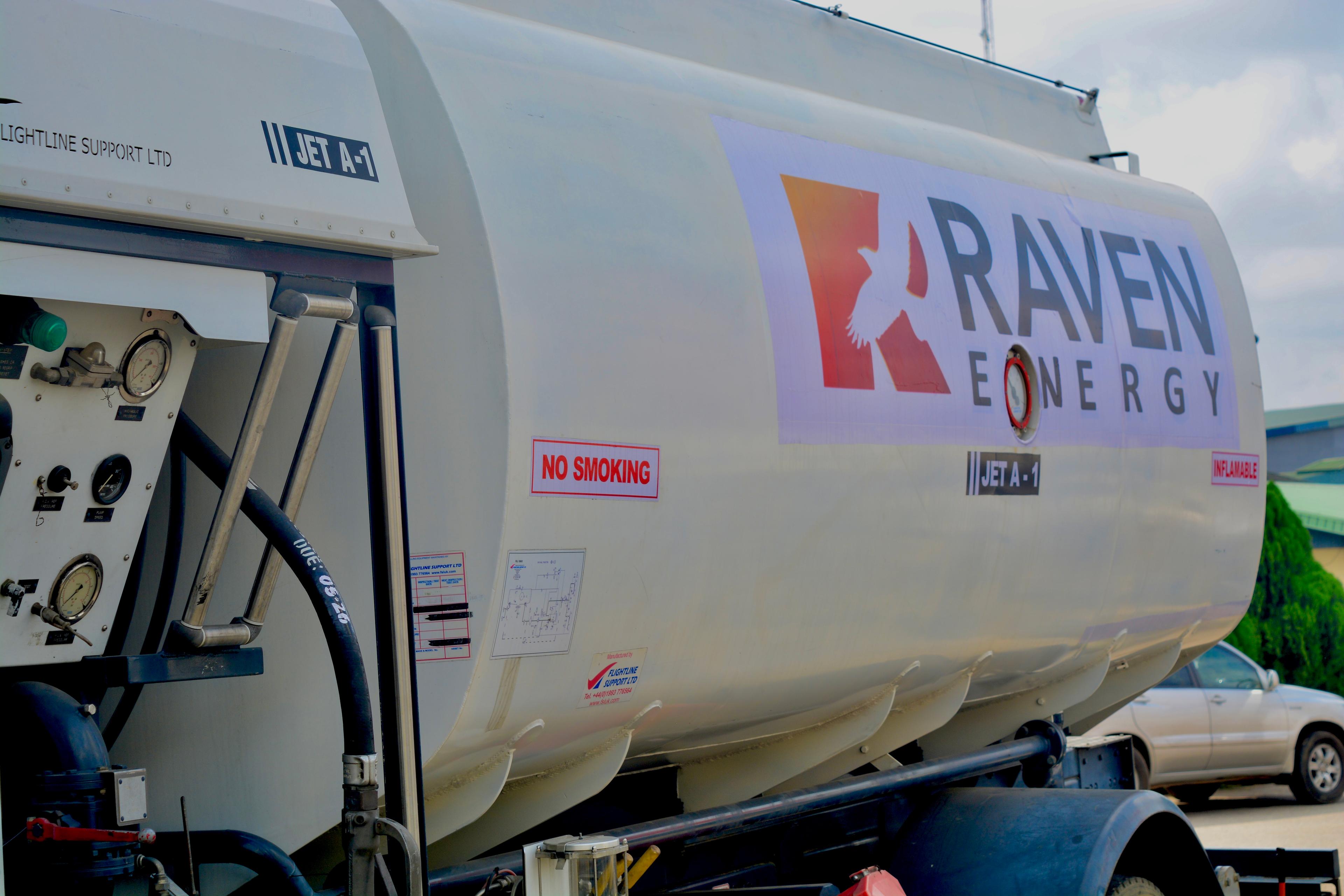 Into-Plane Fueling Bowsers